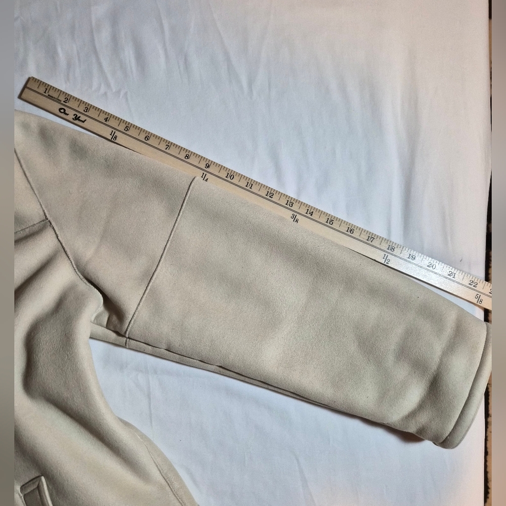 Cozy Cream Hooded Mid-Length Coat - Sherpa Lined Size L - Picture 9 of 9